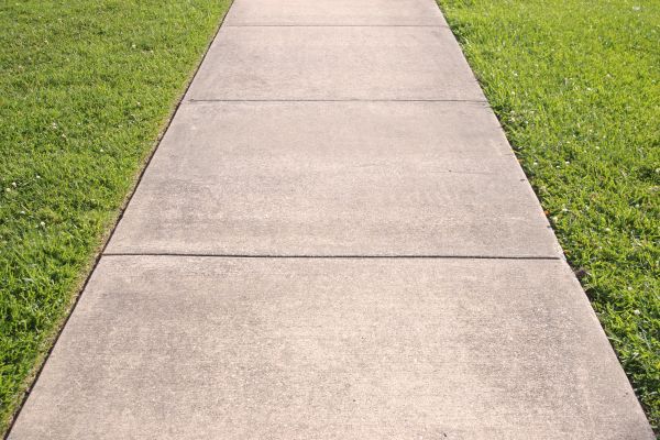 Cost of Sidewalk Concrete Repair in Manchester