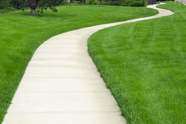 Cost of Cracked Sidewalk Repair in Manchester