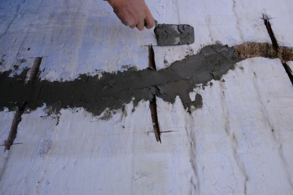 Cost of Concrete Fissure Repair in Manchester