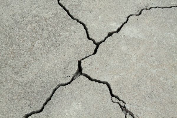 Cost of Cracked Concrete Repair in Manchester