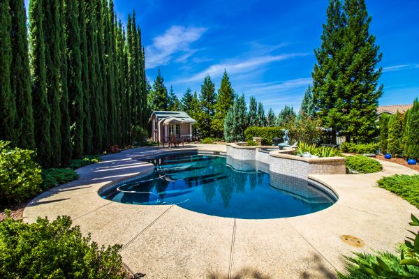 Cost of Pool Pavement Repair in Manchester